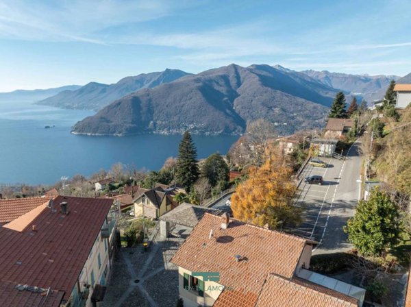 casa indipendente in vendita a Maccagno con Pino e Veddasca in zona Maccagno