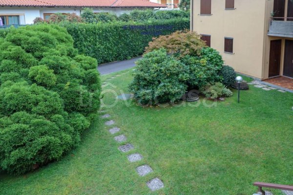appartamento in vendita a Maccagno con Pino e Veddasca in zona Maccagno