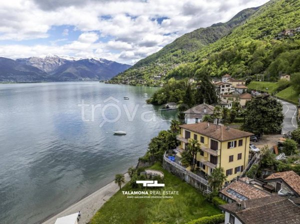 appartamento in vendita a Maccagno con Pino e Veddasca in zona Zenna