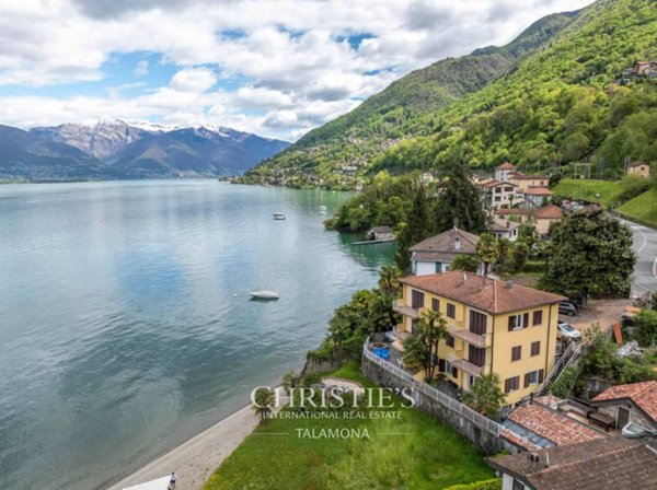 appartamento in vendita a Maccagno con Pino e Veddasca in zona Zenna
