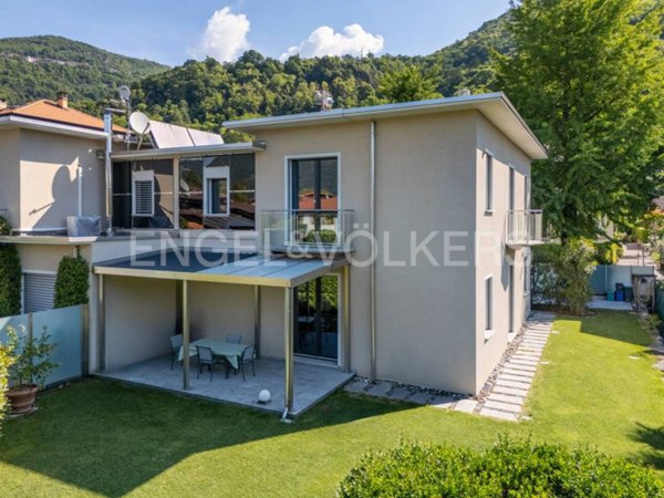 casa indipendente in vendita a Maccagno con Pino e Veddasca in zona Maccagno