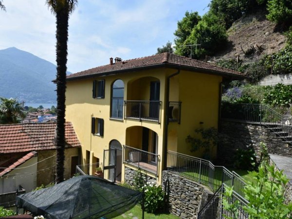 casa indipendente in vendita a Maccagno con Pino e Veddasca in zona Maccagno