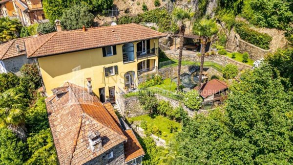 casa indipendente in vendita a Maccagno con Pino e Veddasca in zona Maccagno