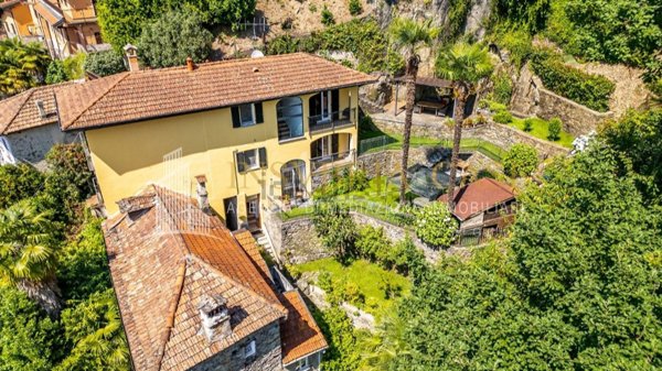 casa indipendente in vendita a Maccagno con Pino e Veddasca