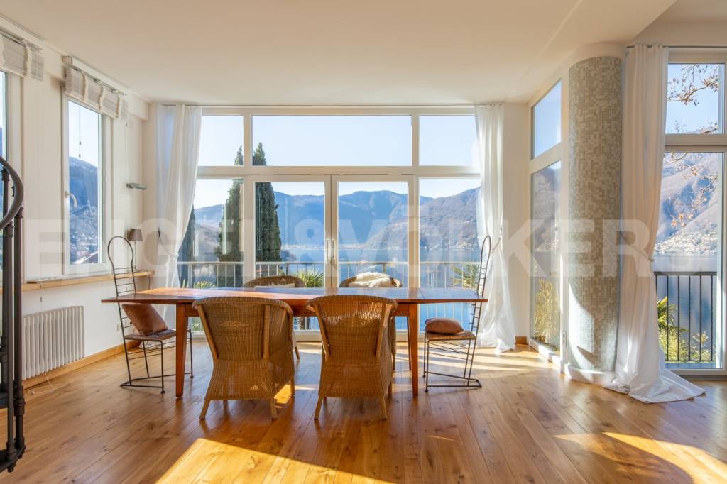 casa indipendente in vendita a Maccagno con Pino e Veddasca in zona Zenna