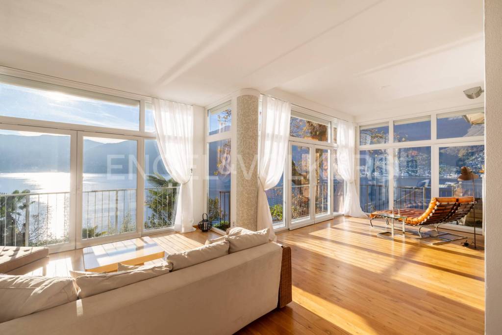 casa indipendente in vendita a Maccagno con Pino e Veddasca in zona Zenna