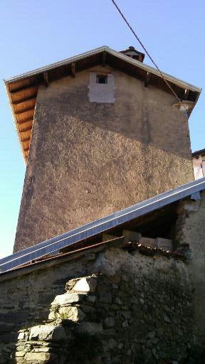 casa indipendente in vendita a Maccagno con Pino e Veddasca