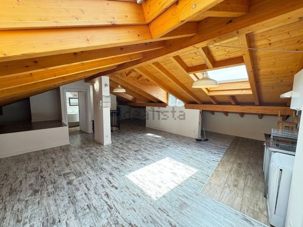 appartamento in vendita a Maccagno con Pino e Veddasca