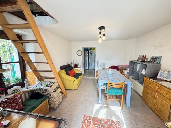 quadrivano in vendita a Maccagno con Pino e Veddasca in zona Lozzo