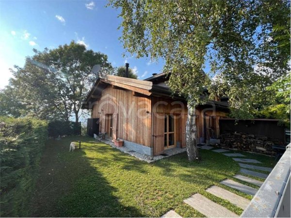 casa indipendente in vendita a Maccagno con Pino e Veddasca in zona Maccagno