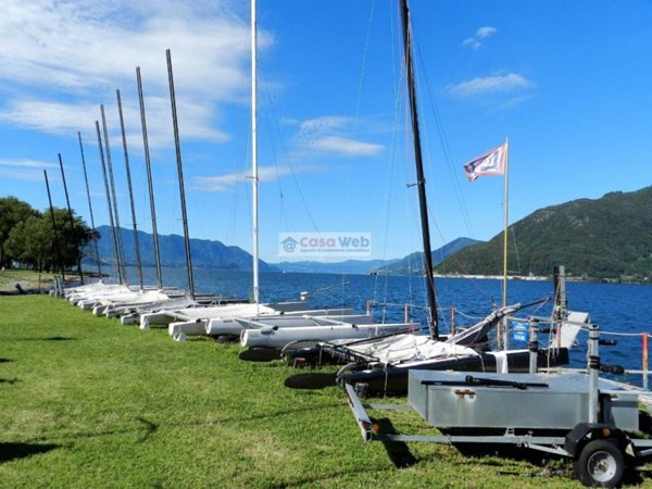 appartamento in vendita a Maccagno con Pino e Veddasca in zona Maccagno