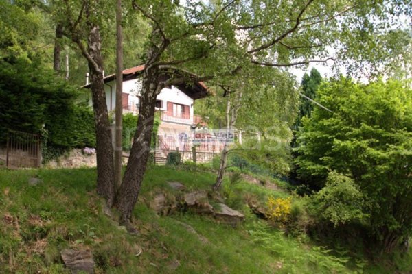 casa indipendente in vendita a Maccagno con Pino e Veddasca in zona Maccagno