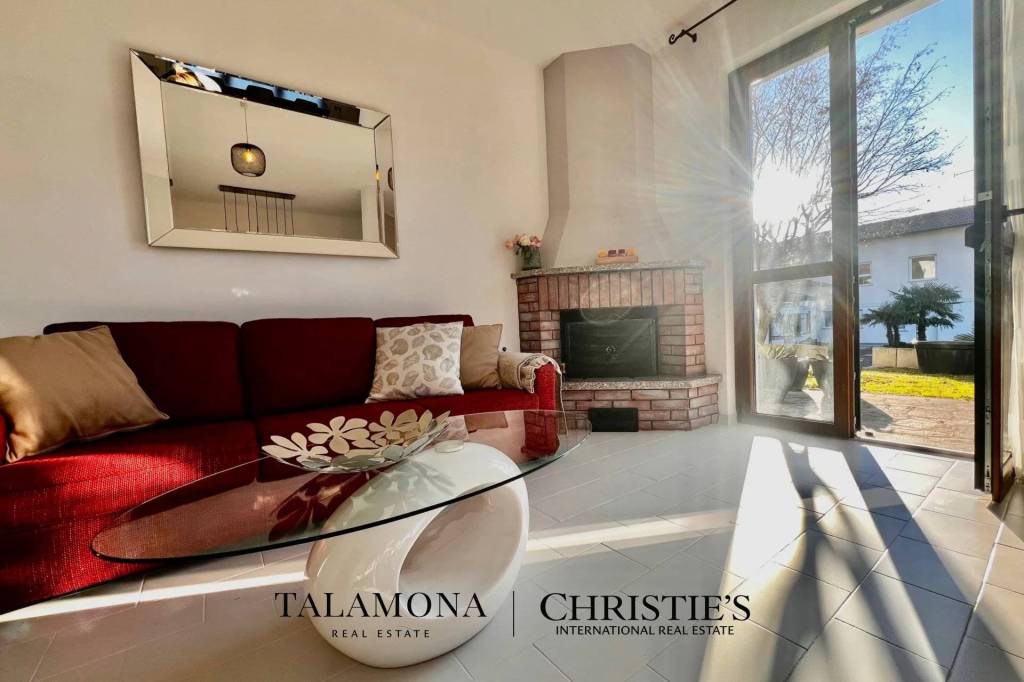 appartamento in vendita a Maccagno con Pino e Veddasca