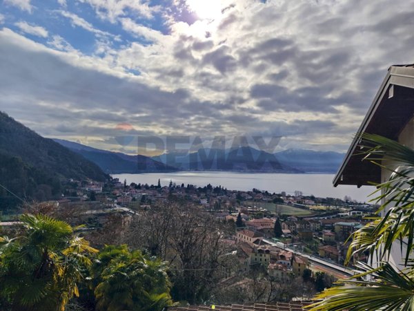 casa indipendente in vendita a Maccagno con Pino e Veddasca