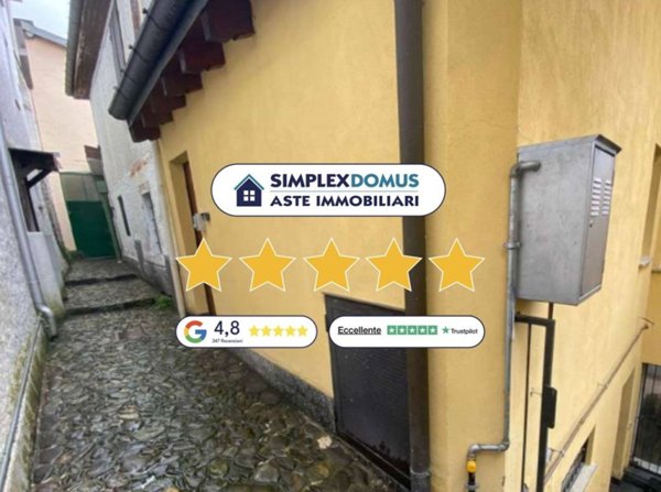 appartamento in vendita a Maccagno con Pino e Veddasca in zona Orascio