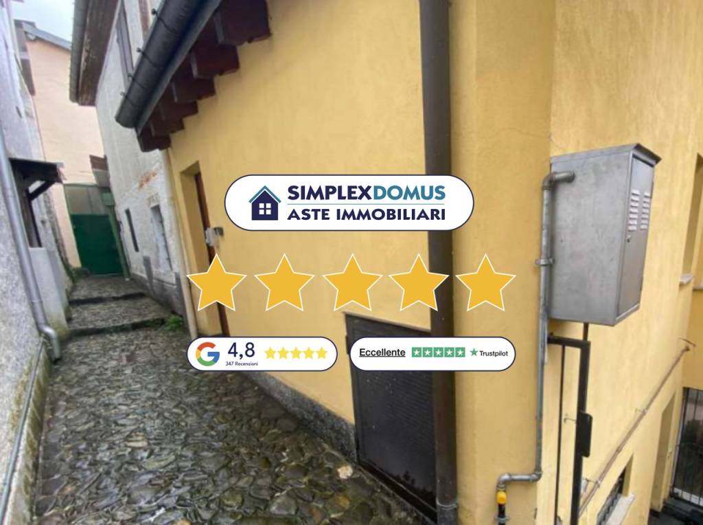 appartamento in vendita a Maccagno con Pino e Veddasca in zona Orascio