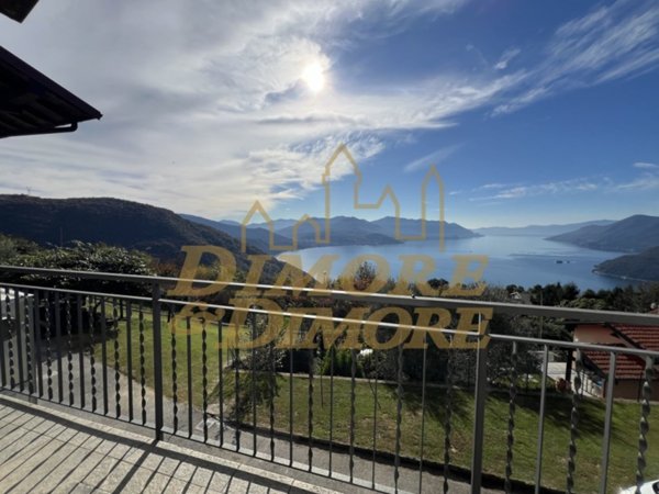 appartamento in vendita a Maccagno con Pino e Veddasca in zona Maccagno