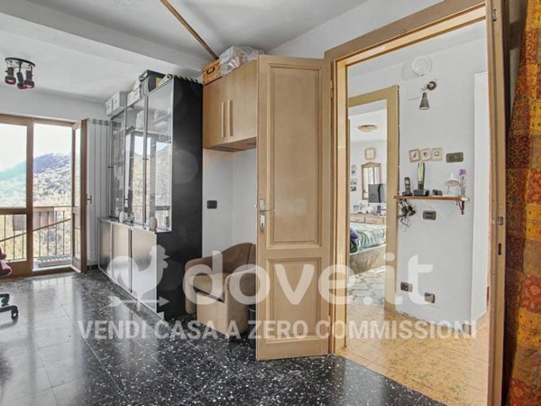 casa indipendente in vendita a Maccagno con Pino e Veddasca in zona Maccagno