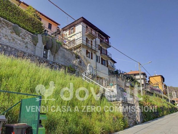casa indipendente in vendita a Maccagno con Pino e Veddasca in zona Maccagno