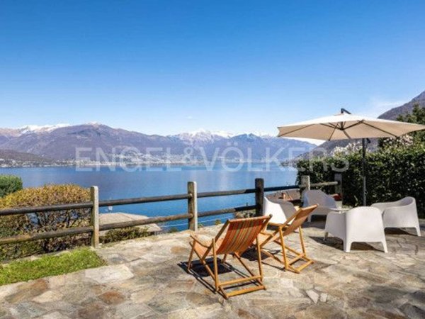 casa indipendente in vendita a Maccagno con Pino e Veddasca in zona Maccagno