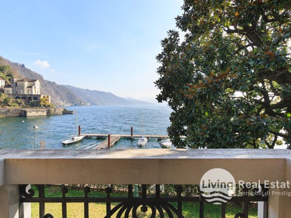 casa indipendente in vendita a Maccagno con Pino e Veddasca in zona Maccagno