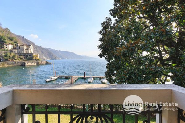 casa indipendente in vendita a Maccagno con Pino e Veddasca in zona Maccagno