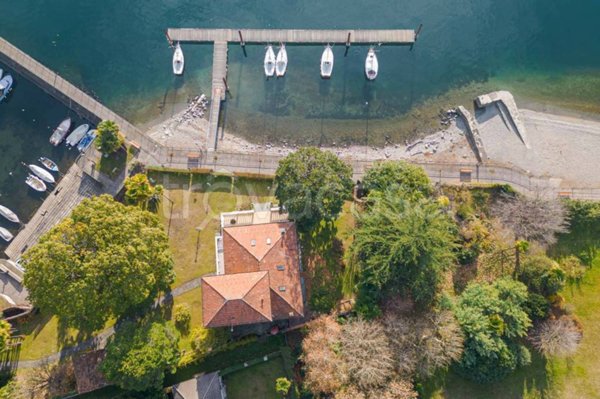 casa indipendente in vendita a Maccagno con Pino e Veddasca in zona Maccagno