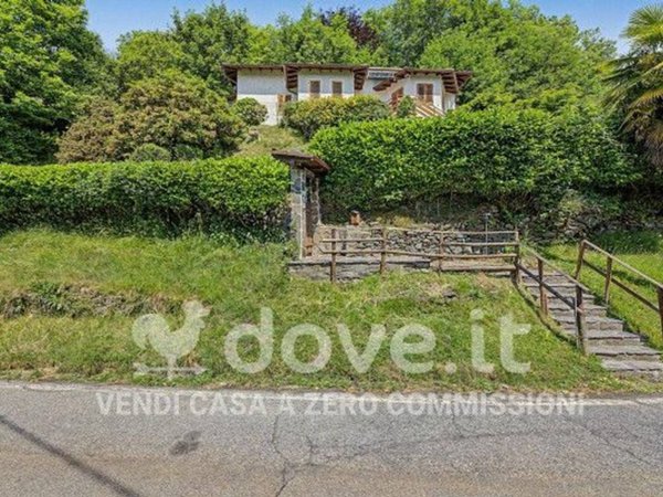 casa indipendente in vendita a Maccagno con Pino e Veddasca in zona Armio