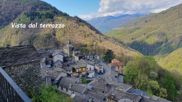 casa indipendente in vendita a Maccagno con Pino e Veddasca in zona Campagnano
