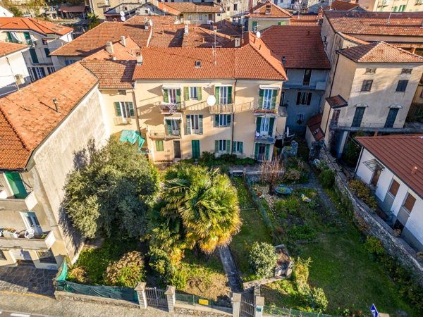 appartamento in vendita a Maccagno con Pino e Veddasca in zona Maccagno