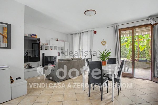 casa indipendente in vendita a Maccagno con Pino e Veddasca in zona Maccagno
