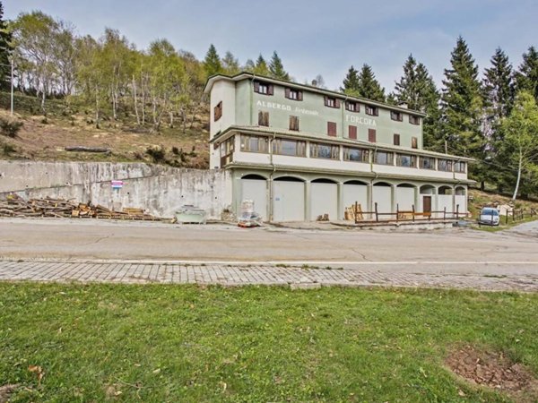 appartamento in vendita a Maccagno con Pino e Veddasca
