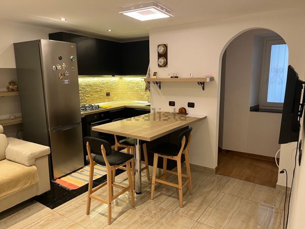 appartamento in vendita a Maccagno con Pino e Veddasca in zona Maccagno