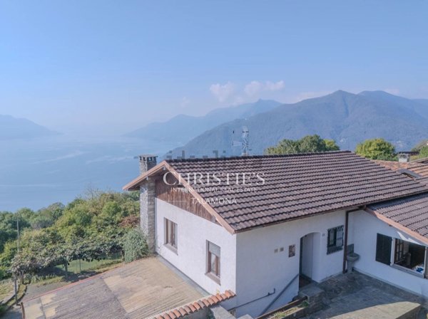 appartamento in vendita a Maccagno con Pino e Veddasca in zona Campagnano