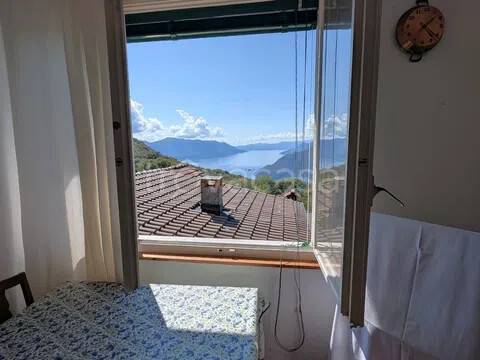 appartamento in vendita a Maccagno con Pino e Veddasca in zona Musignano