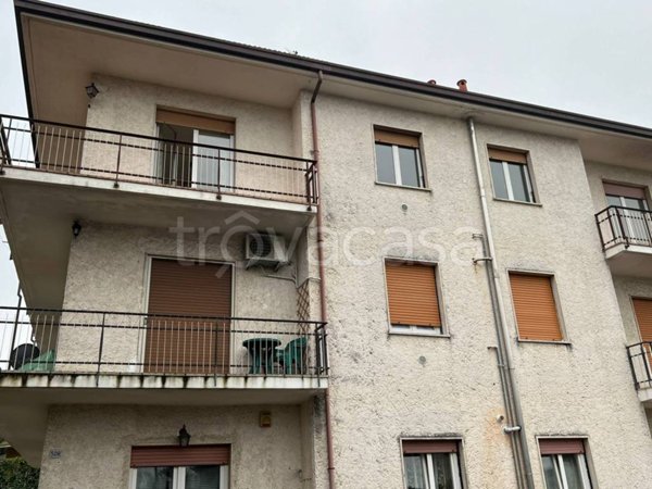 appartamento in vendita a Cadrezzate con Osmate