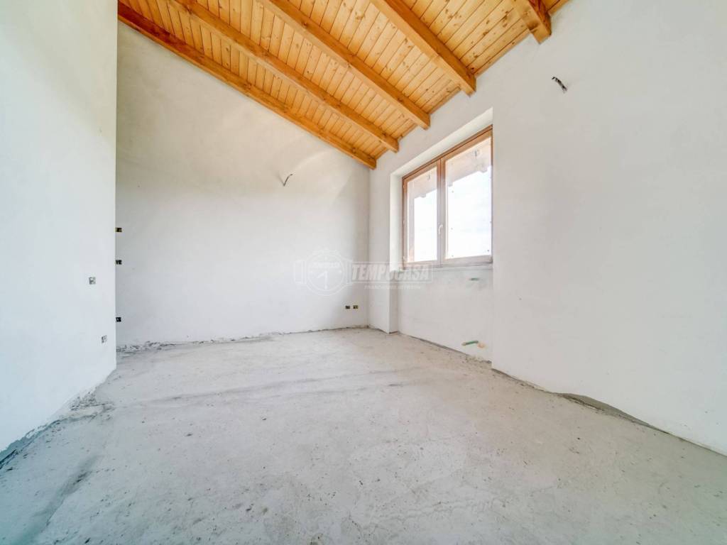 casa indipendente in vendita a Cadrezzate con Osmate
