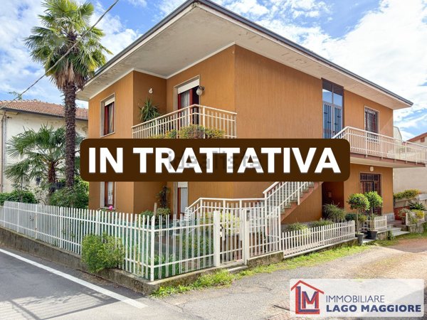 casa indipendente in vendita a Cadrezzate con Osmate in zona Cadrezzate