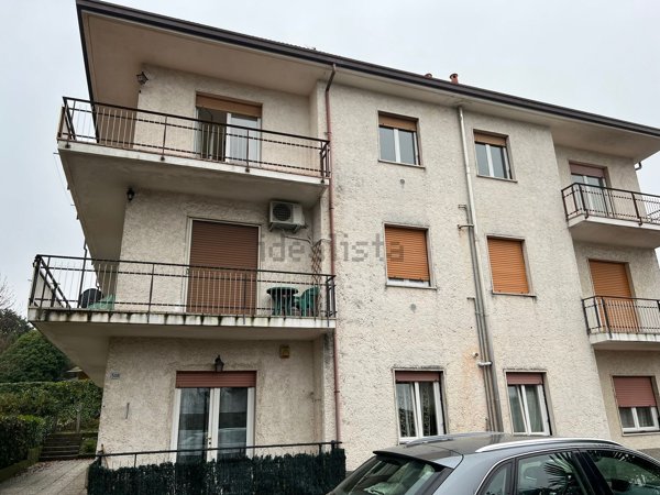appartamento in vendita a Cadrezzate con Osmate