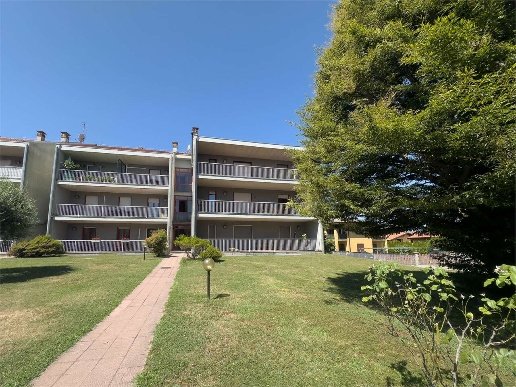 appartamento in vendita a Cadrezzate con Osmate