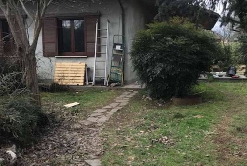 casa indipendente in vendita a Cadrezzate con Osmate