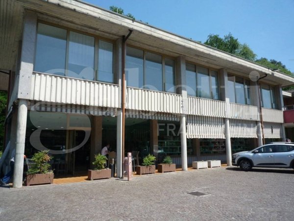 appartamento in vendita a Cadrezzate con Osmate