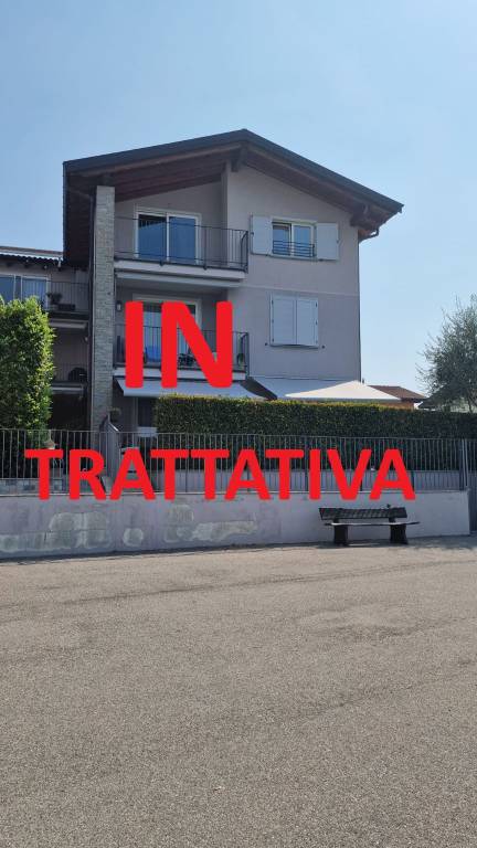 appartamento in vendita a Cadrezzate con Osmate