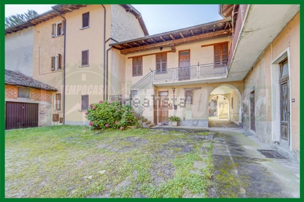 casa indipendente in vendita a Bardello con Malgesso e Bregano