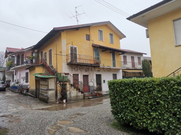 appartamento in vendita a Bardello con Malgesso e Bregano