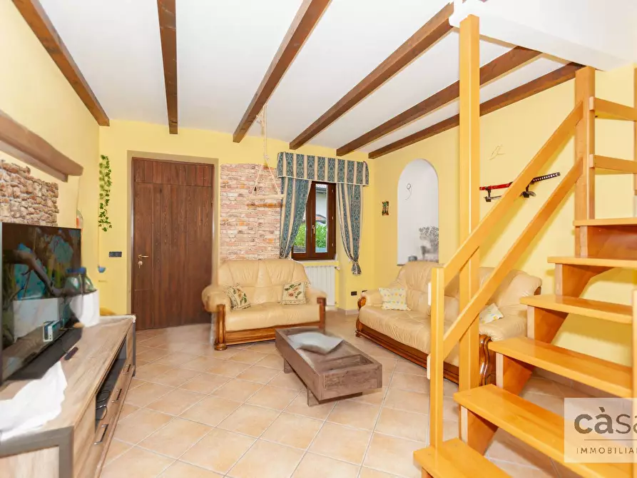 casa indipendente in vendita a Bardello con Malgesso e Bregano in zona Malgesso