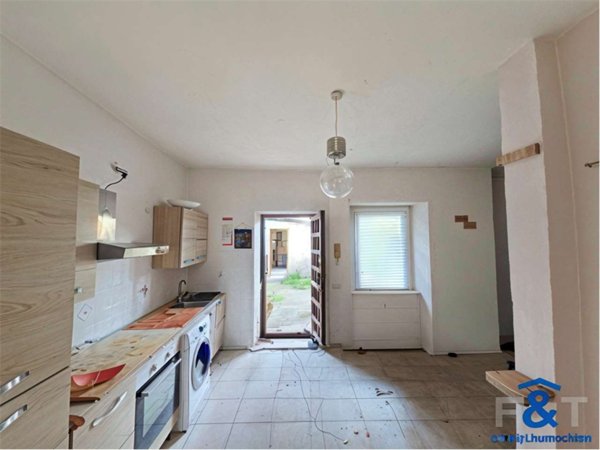 casa indipendente in vendita a Bardello con Malgesso e Bregano