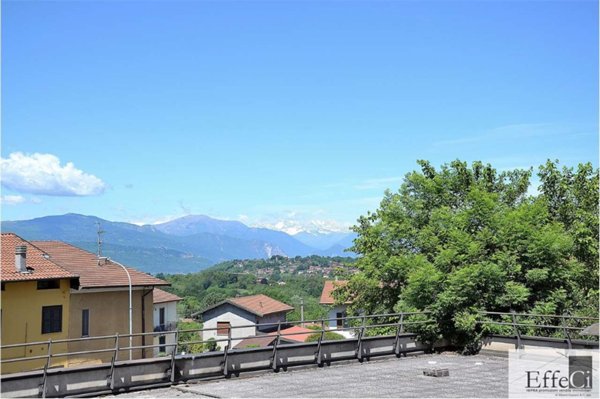 appartamento in vendita a Bardello con Malgesso e Bregano in zona Malgesso