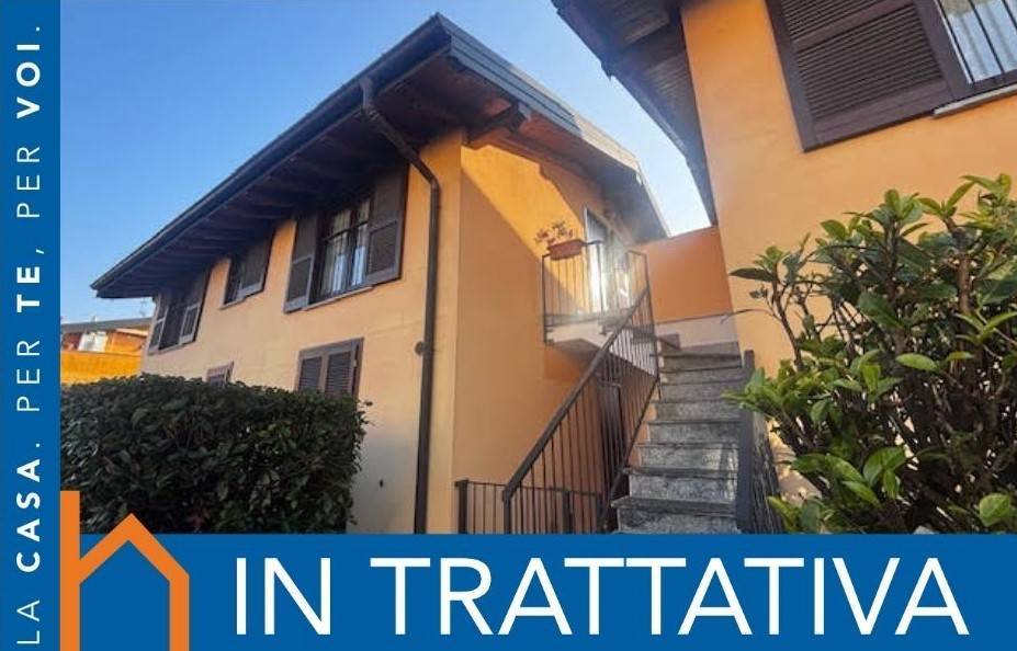 appartamento in vendita a Bardello con Malgesso e Bregano in zona Bardello