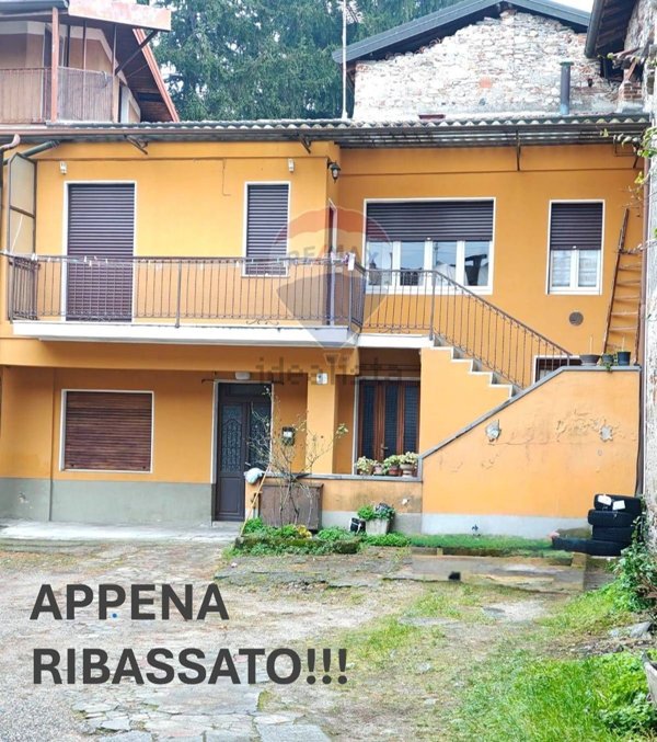 appartamento in vendita a Bardello con Malgesso e Bregano in zona Bardello